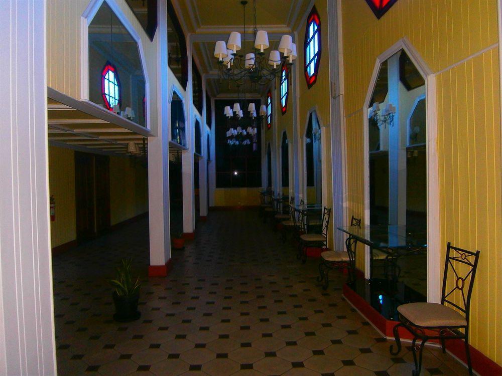 סובה Southern Cross Hotel מראה חיצוני תמונה